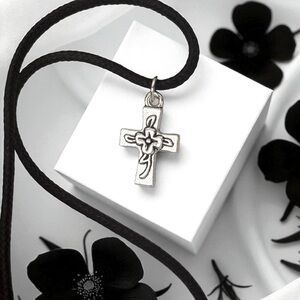 5 For $25💫Small Silver Rose Cross Pendant Necklace